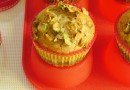 Banana Pistachios Muffins