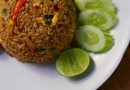 ข้าวผัดน้ำพริกเผาปลาทูน่า