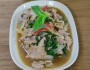 สันในหมูผัดใบโหระพา